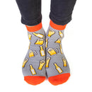 Füße sprechen Socken